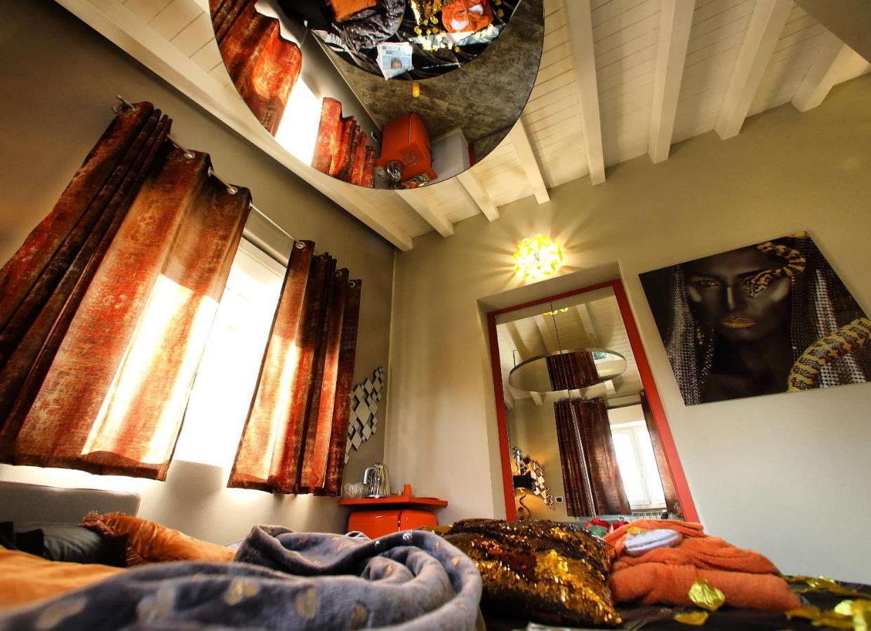 B&B Bellavista Exclusive In Zona Centrale Con Piscina Riscaldata E Jacuzzi Vista Lago Desenzano del Garda Ngoại thất bức ảnh